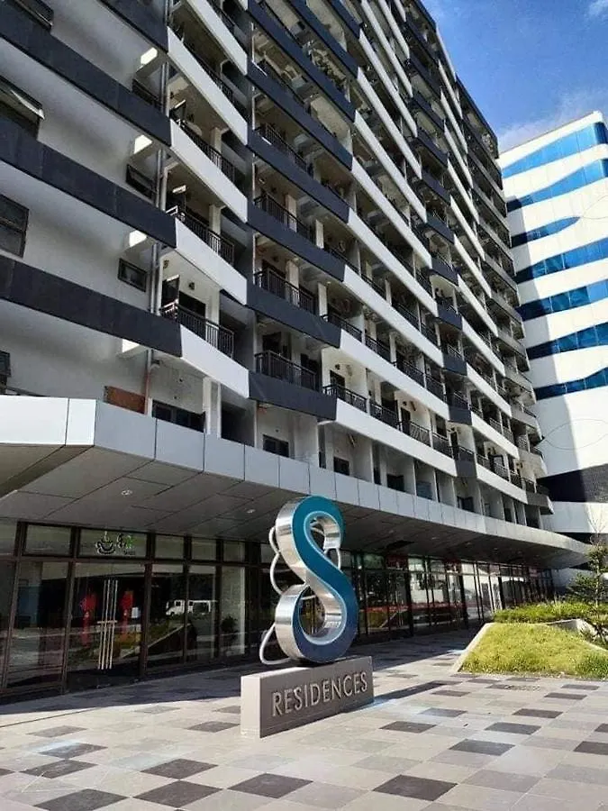 Cozy 1 Bedroom With Balcony Facing Pool Near Moa,Ikea Near Manila 0*,  Philippines